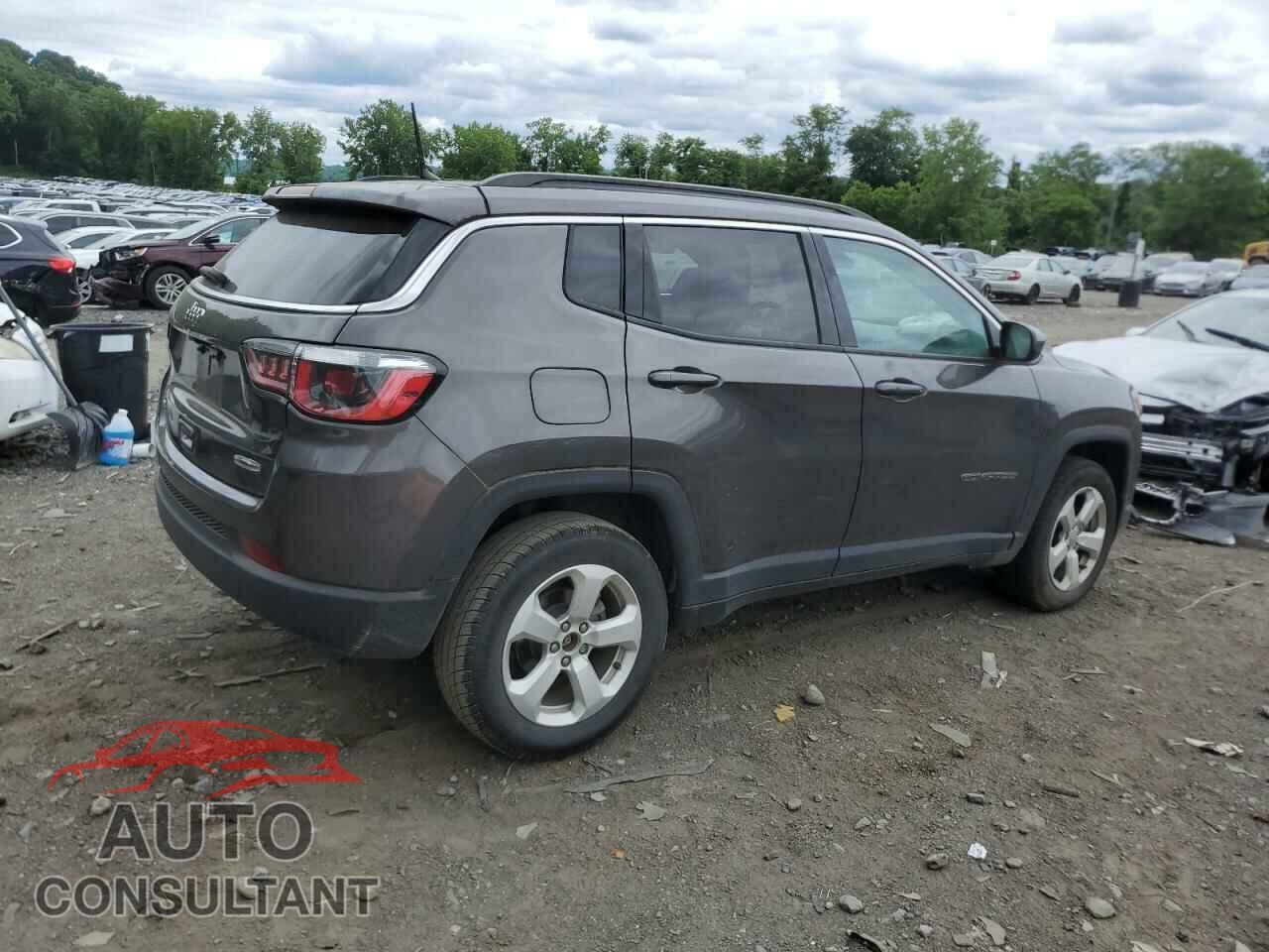 JEEP COMPASS 2018 - 3C4NJDBBXJT282614