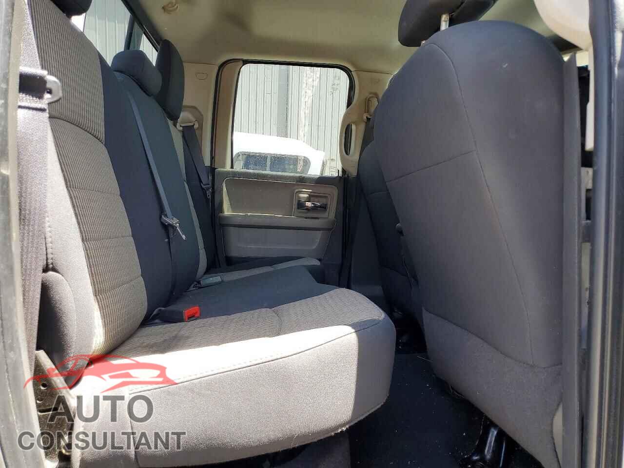 DODGE RAM 1500 2011 - 1D7RV1GP3BS525357
