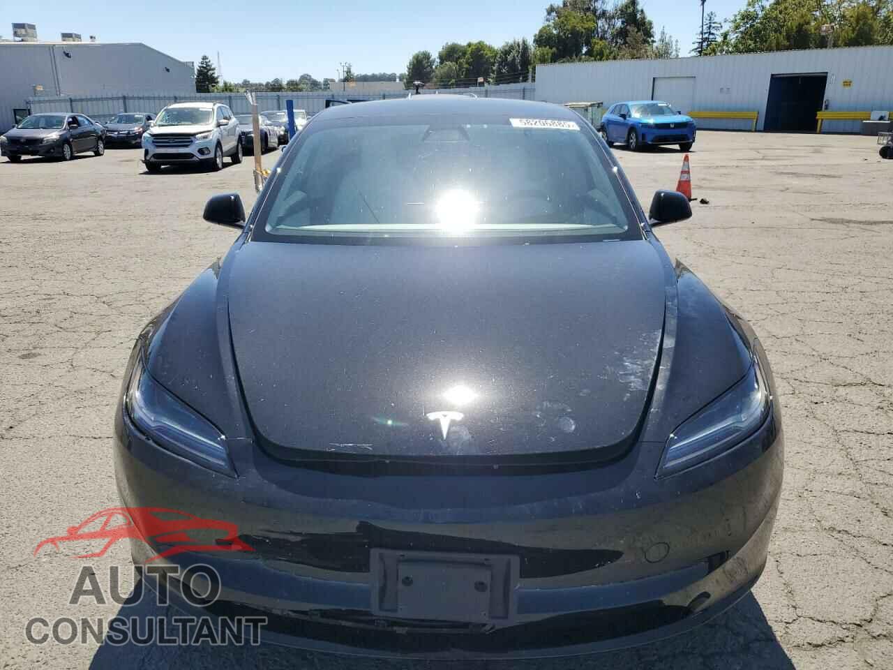TESLA MODEL 3 2024 - 5YJ3E1EA5RF830719