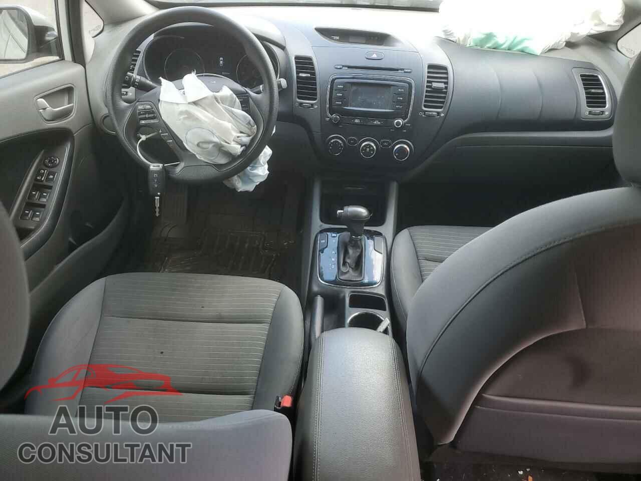 KIA FORTE 2017 - 3KPFL4A71HE097331