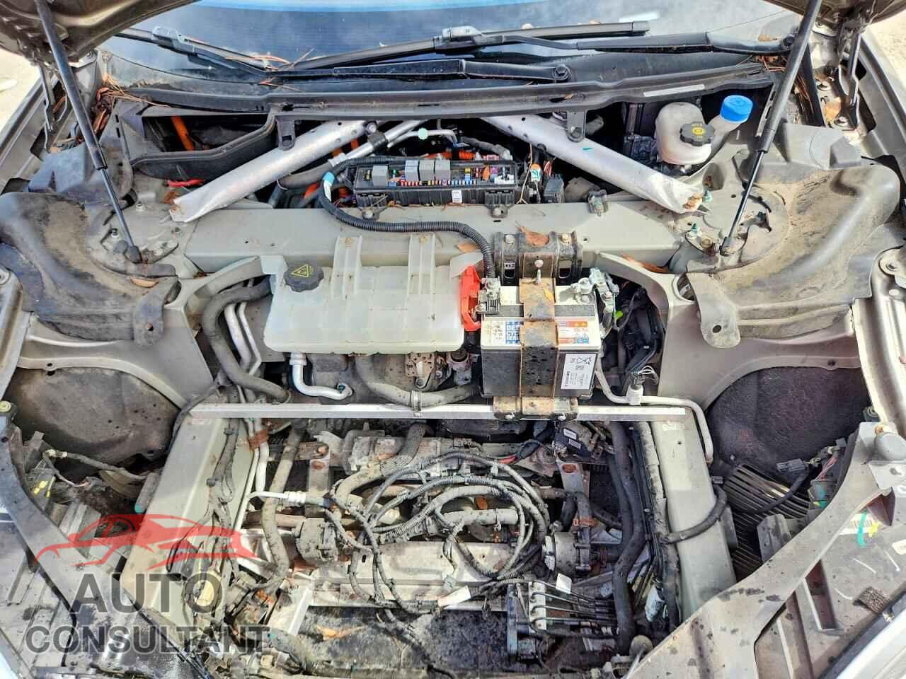 TESLA MODEL S 2015 - 5YJSA1E23FF110220