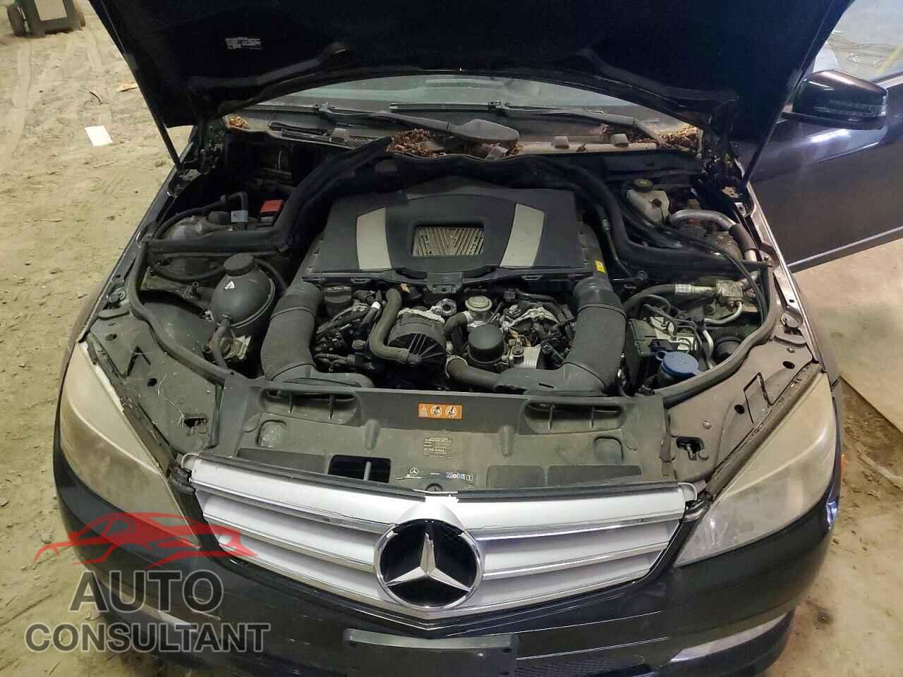 MERCEDES-BENZ C-CLASS 2011 - WDDGF8BB8BR134429