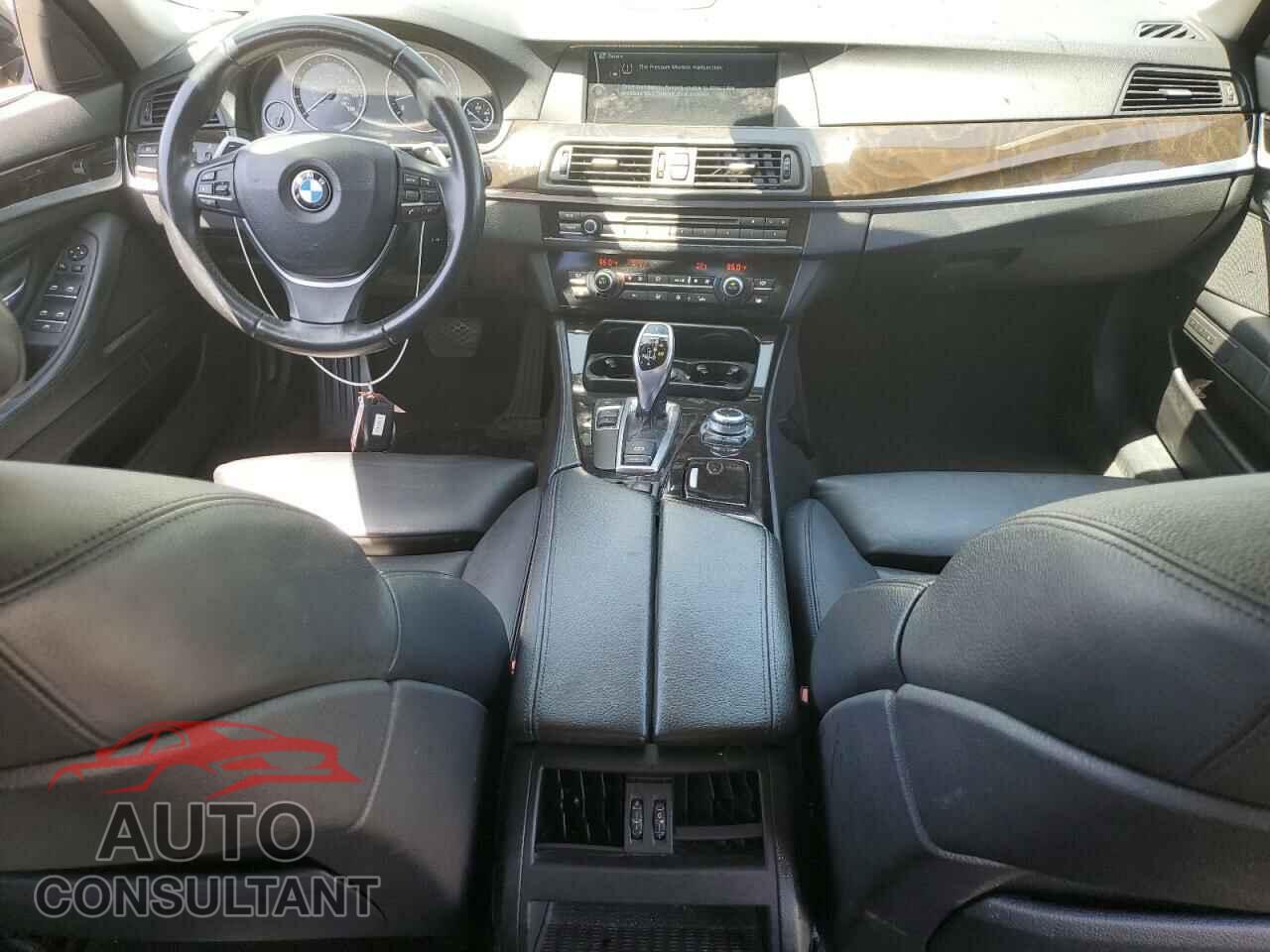 BMW 5 SERIES 2011 - WBAFR1C52BC260315