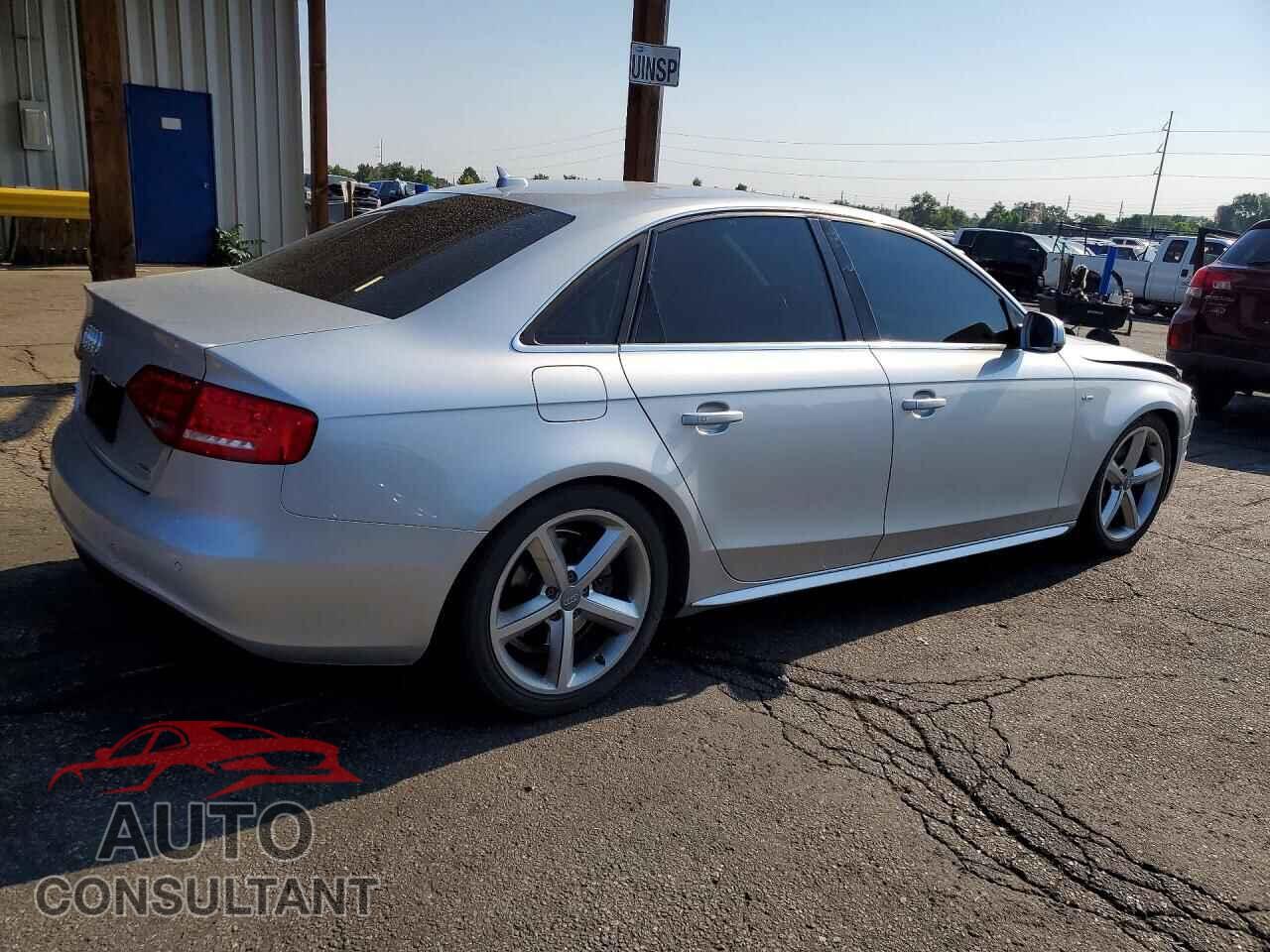 AUDI A4 2012 - WAUFFAFL8CA097492