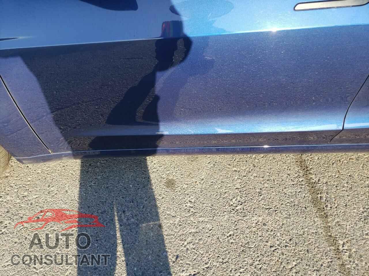 TESLA MODEL 3 2024 - 5YJ3E1EA1RF737874