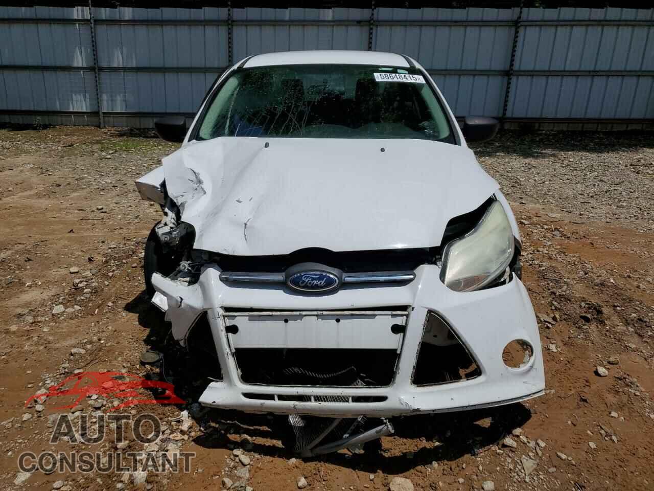 FORD FOCUS 2014 - 1FADP3E2XEL104516