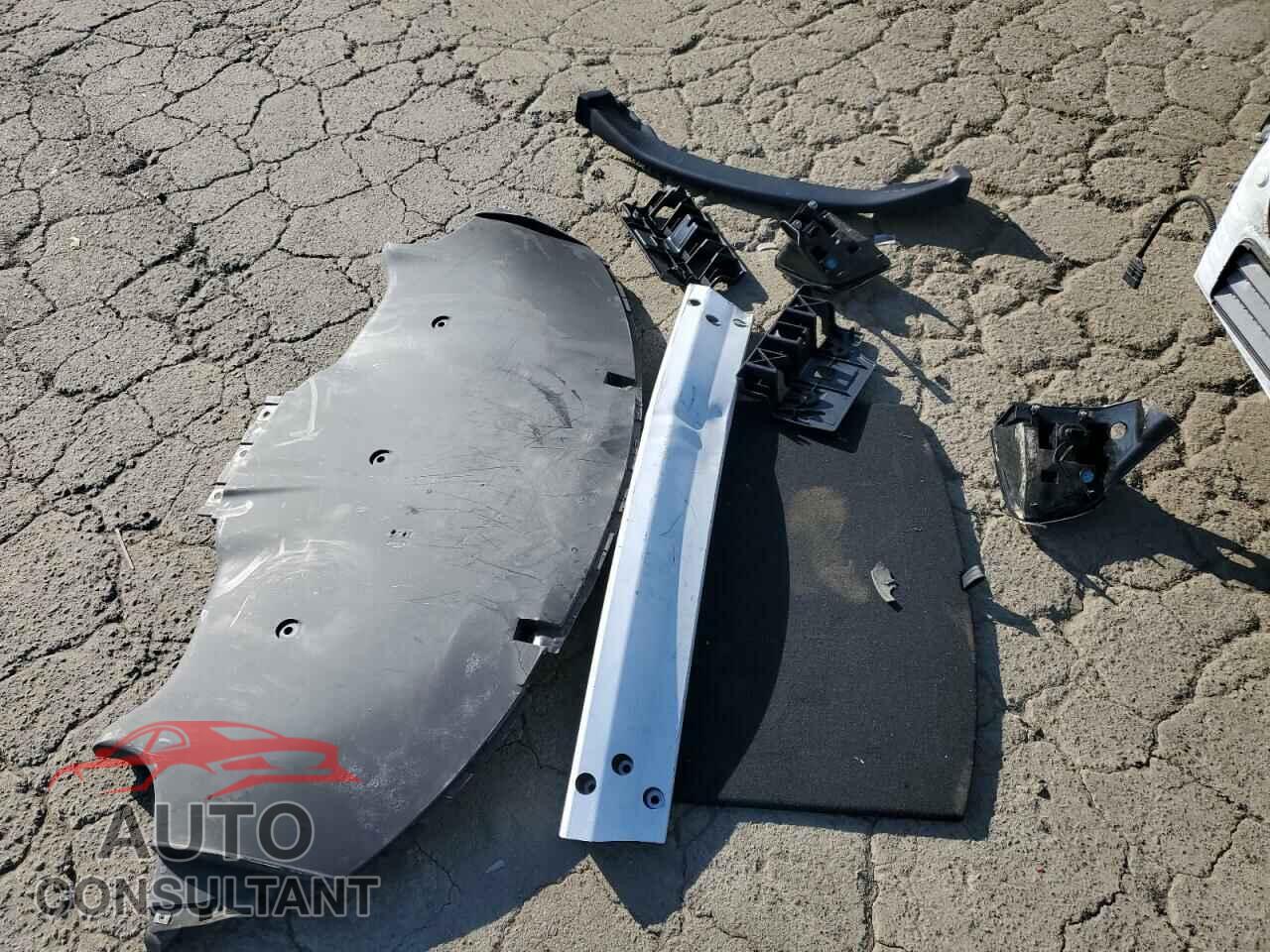 TESLA MODEL 3 2018 - 5YJ3E1EA1JF162485