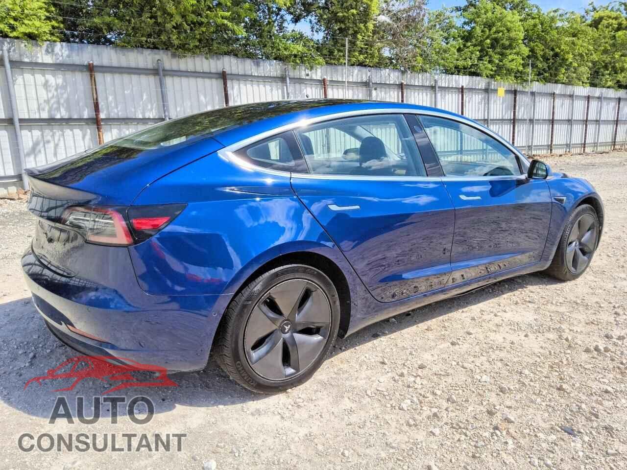 TESLA MODEL 3 2018 - 5YJ3E1EA1JF041715