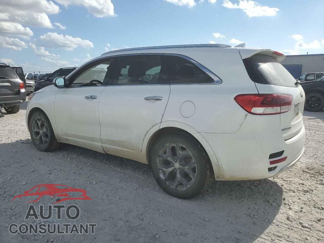 KIA SORENTO 2017 - 5XYPK4A52HG294906