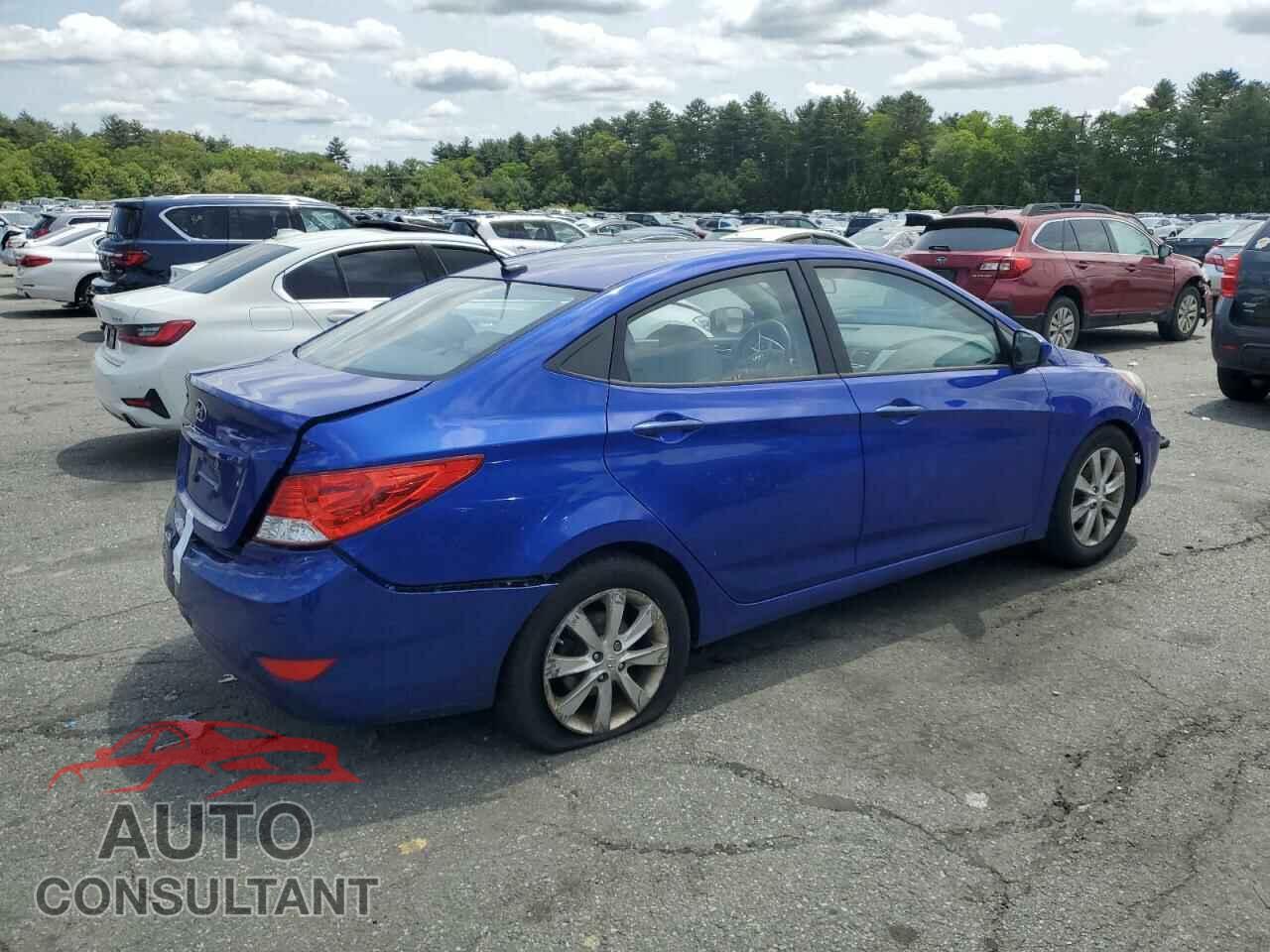 HYUNDAI ACCENT 2013 - KMHCU4AE2DU584401