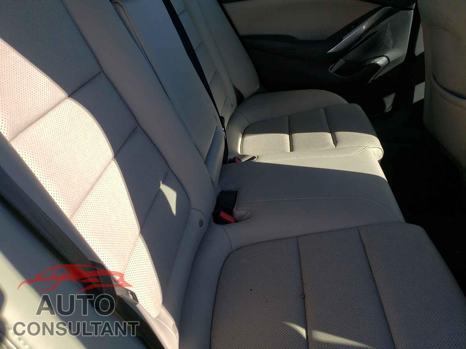 MAZDA 6 2017 - JM1GL1V58H1151318
