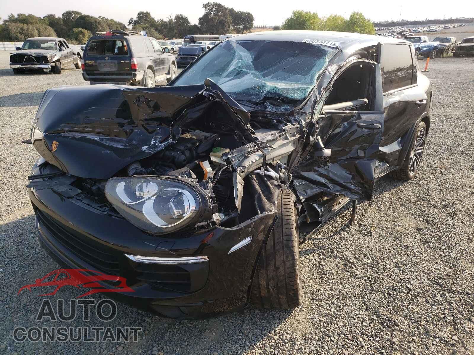 PORSCHE CAYENNE 2017 - WP1AA2A21HKA86740