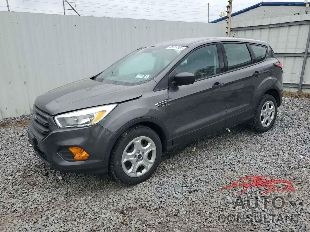 FORD ESCAPE 2017 - 1FMCU0F70HUB93756
