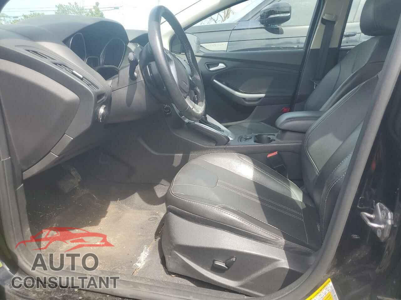FORD FOCUS 2013 - 1FADP3K26DL262421