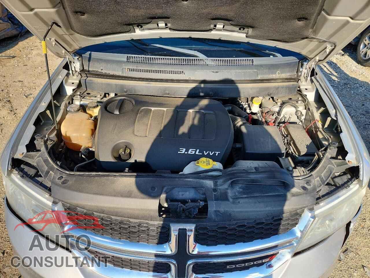 DODGE JOURNEY 2013 - 3C4PDCBG7DT565109