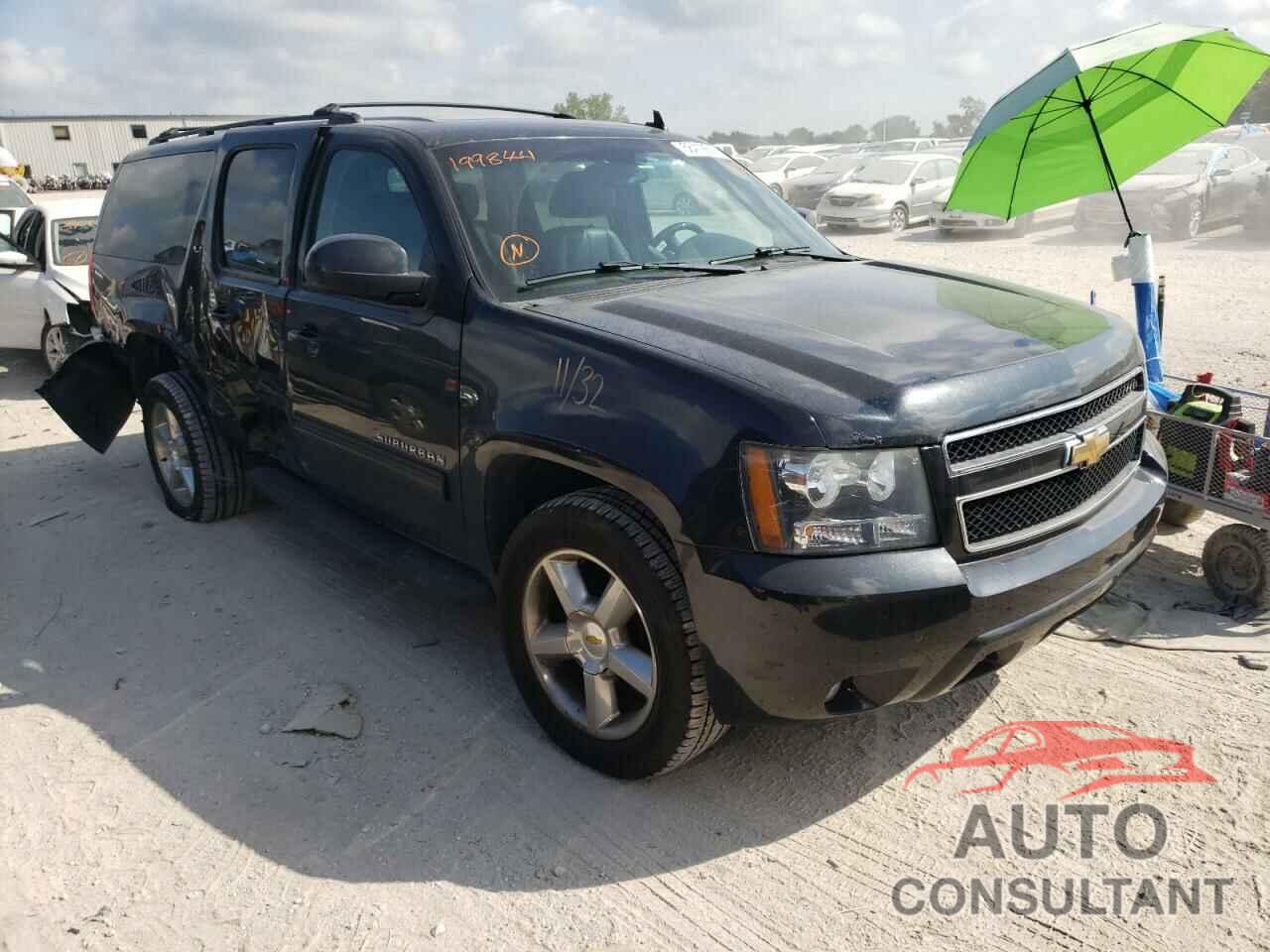 CHEVROLET SUBURBAN 2011 - 1GNSKJE30BR199844