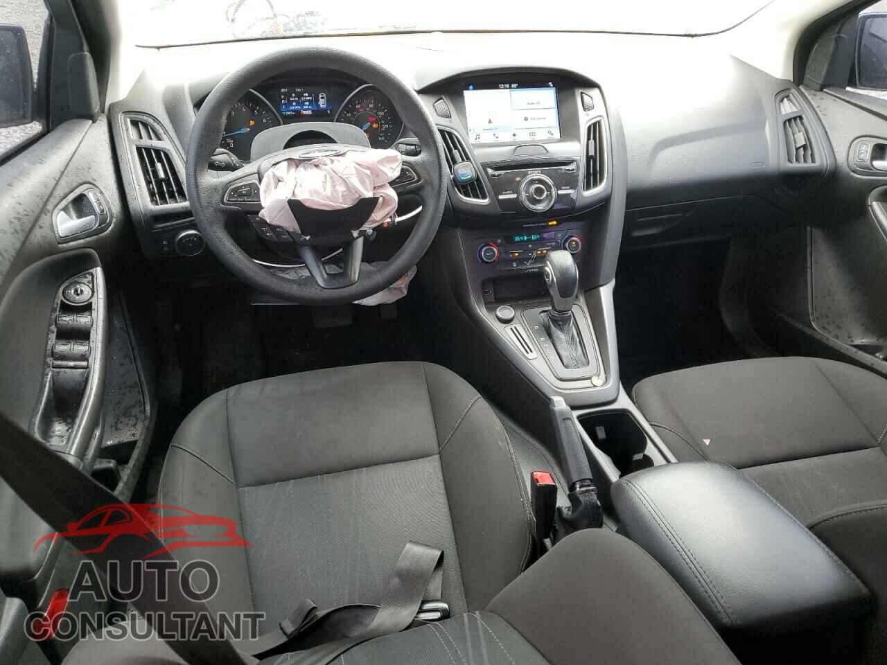 FORD FOCUS 2017 - 1FADP3H27HL253367