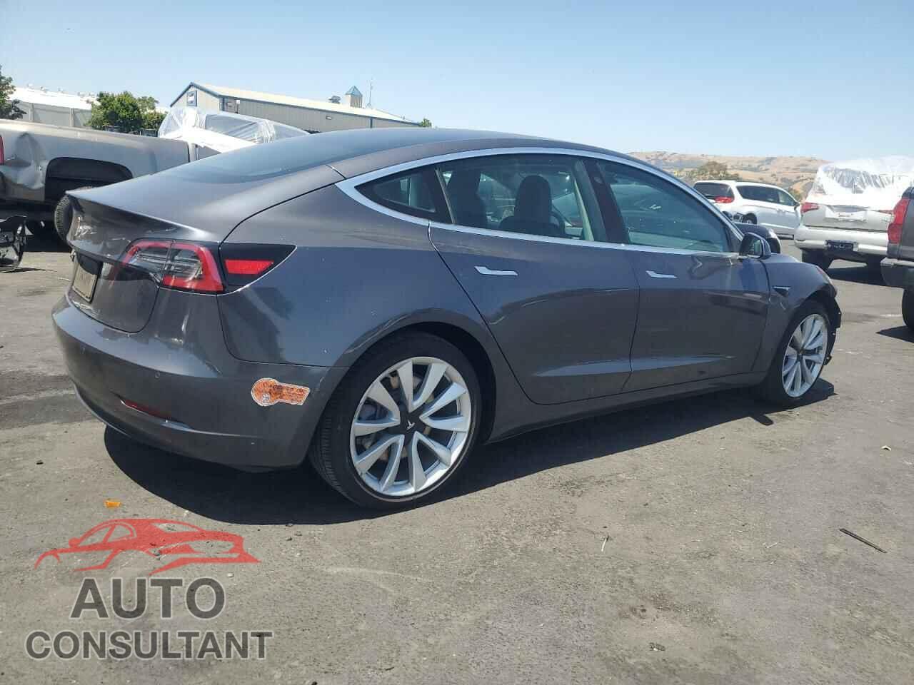TESLA MODEL 3 2020 - 5YJ3E1EA3LF645690