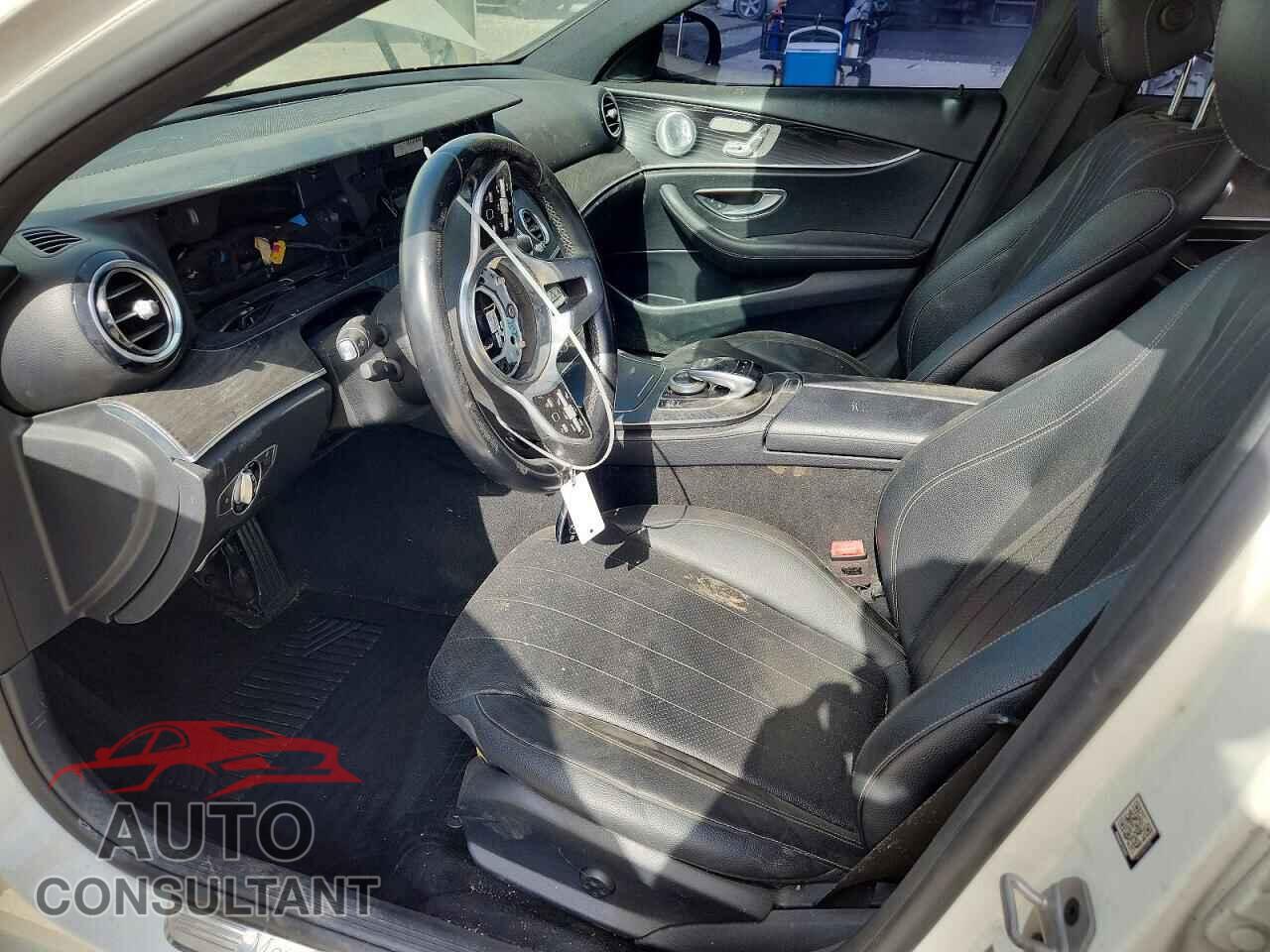 MERCEDES-BENZ E-CLASS 2020 - WDDZF8DB2LA700784