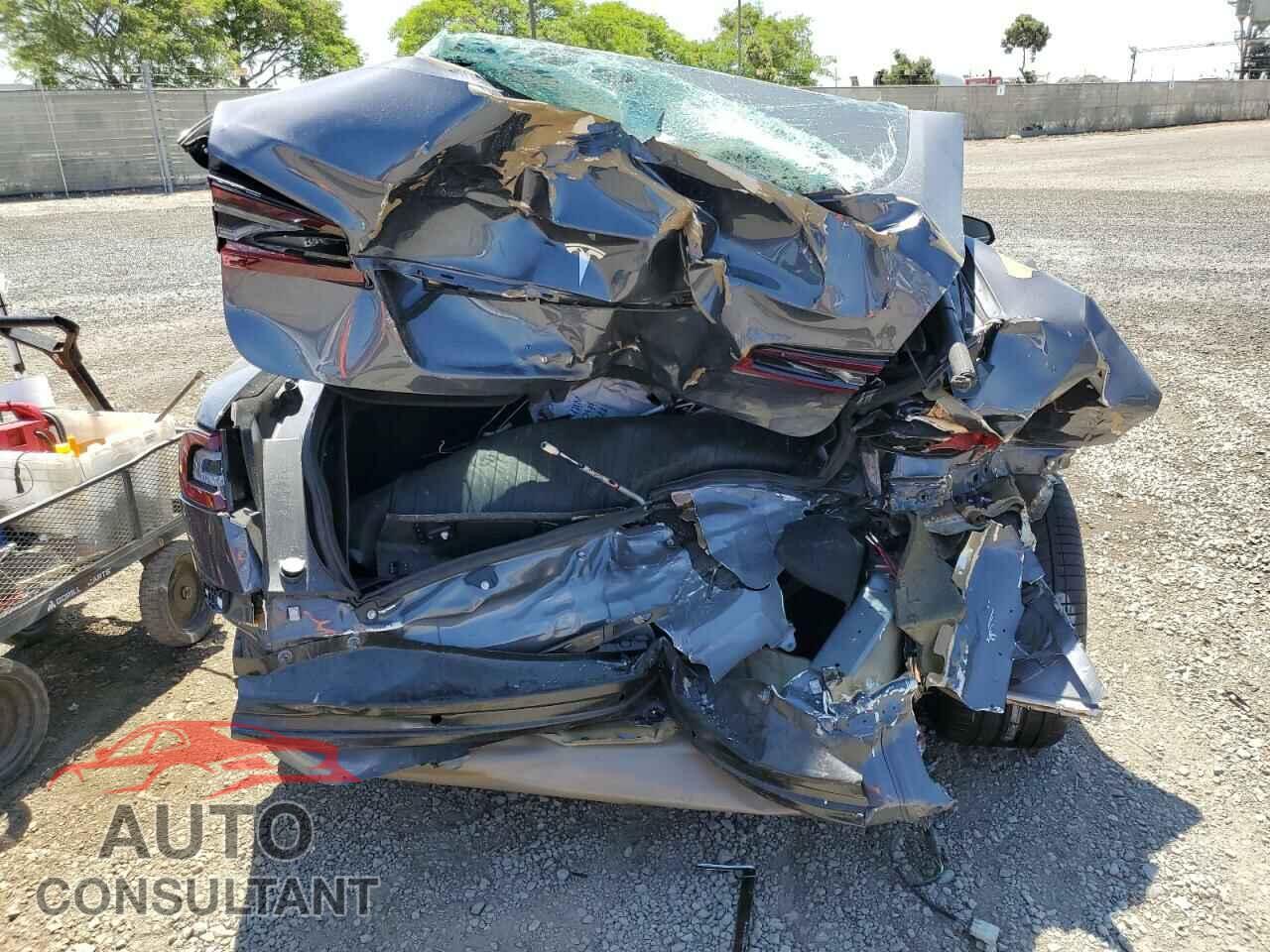 TESLA MODEL S 2021 - 5YJSA1E56MF428128