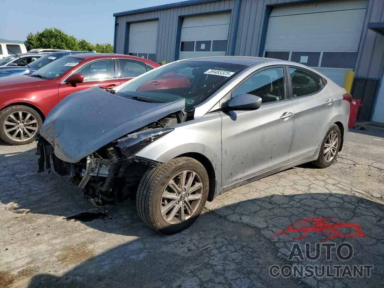 HYUNDAI ELANTRA 2015 - KMHDH4AE8FU422008