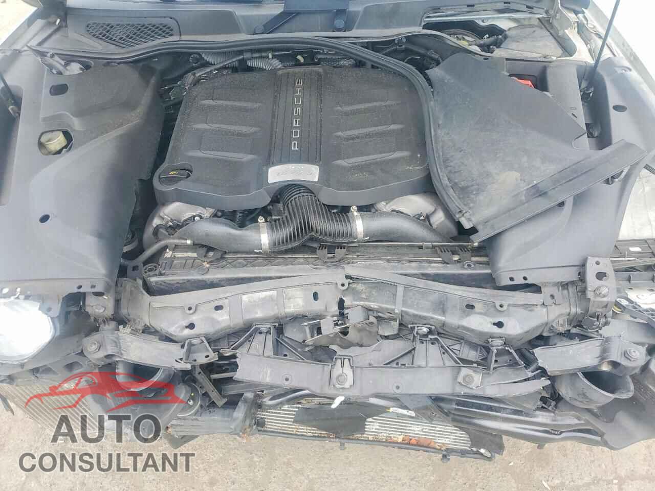 PORSCHE CAYENNE 2016 - WP1AB2A21GLA96576