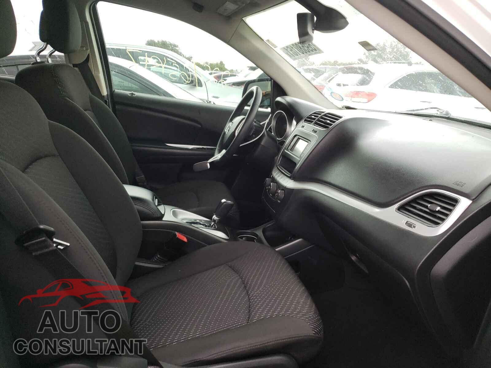 DODGE JOURNEY 2018 - 3C4PDCAB7JT384240