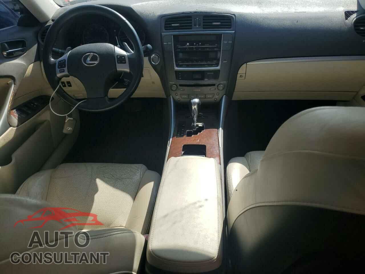 LEXUS IS 2012 - JTHBF5C26C5172444