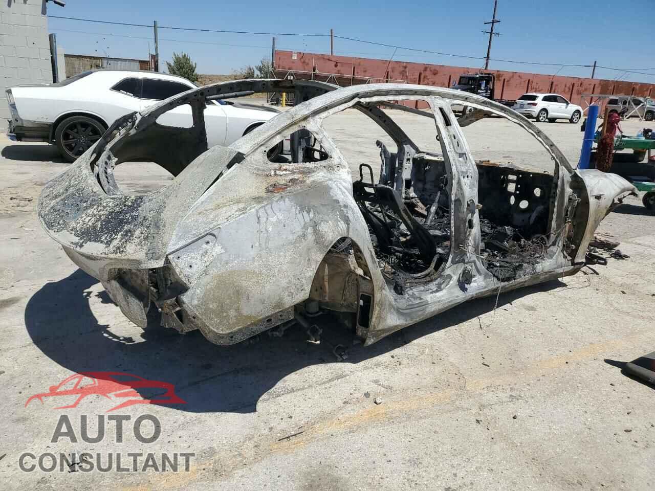 TESLA MODEL 3 2020 - 5YJ3E1EB7LF742674