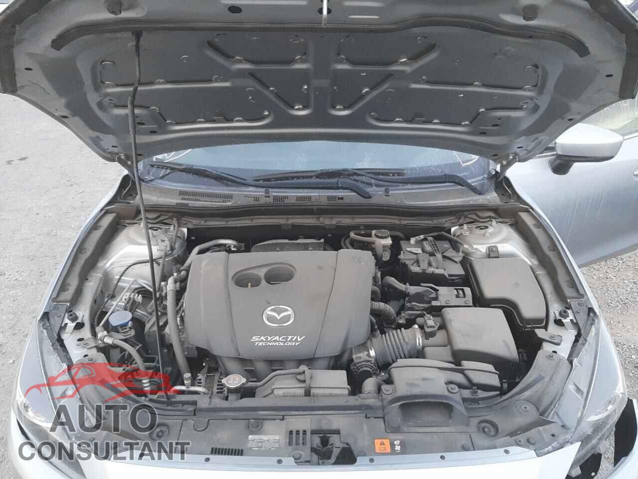 MAZDA 3 2017 - 3MZBN1V72HM117722
