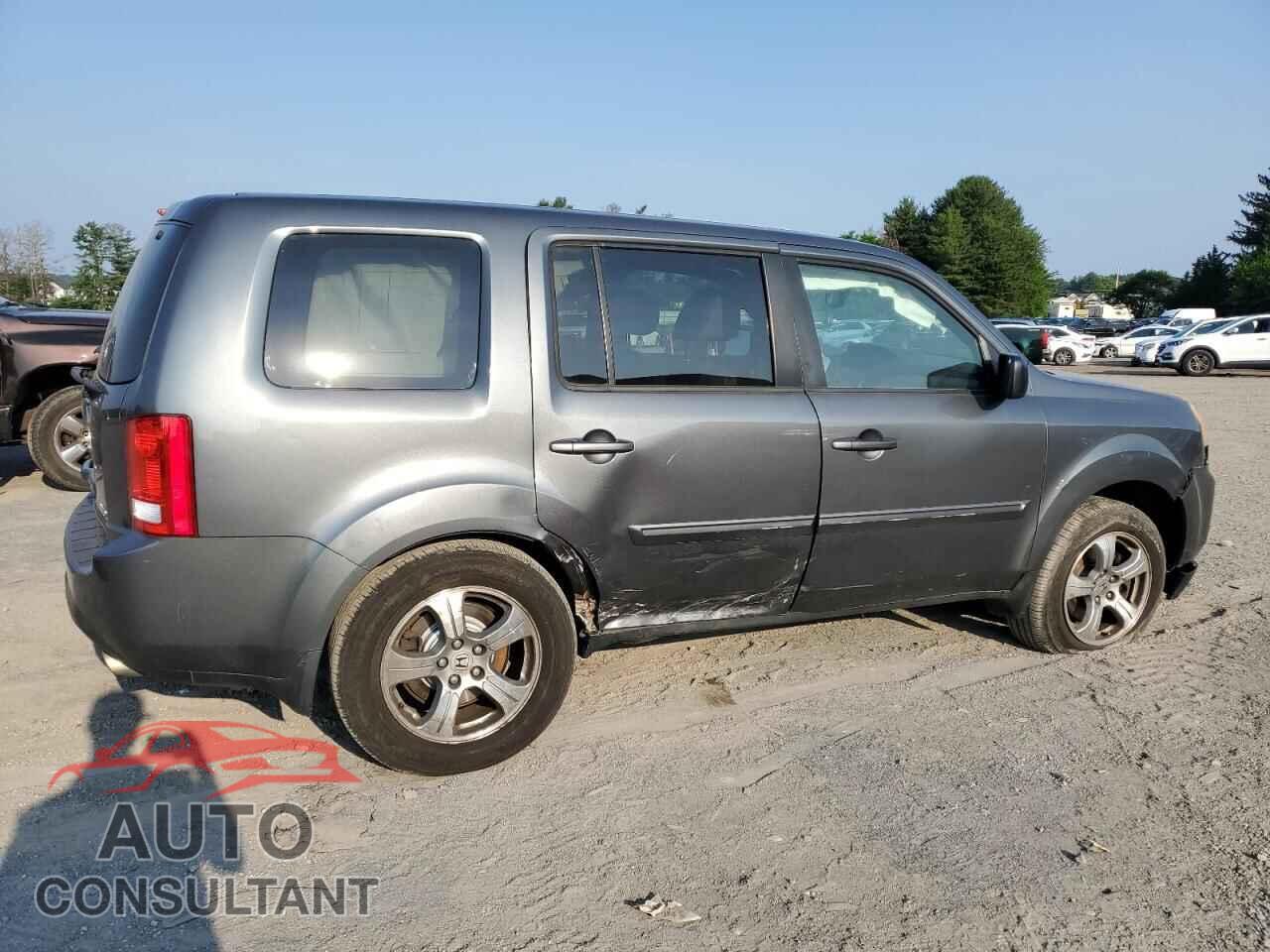HONDA PILOT 2012 - 5FNYF4H50CB082911