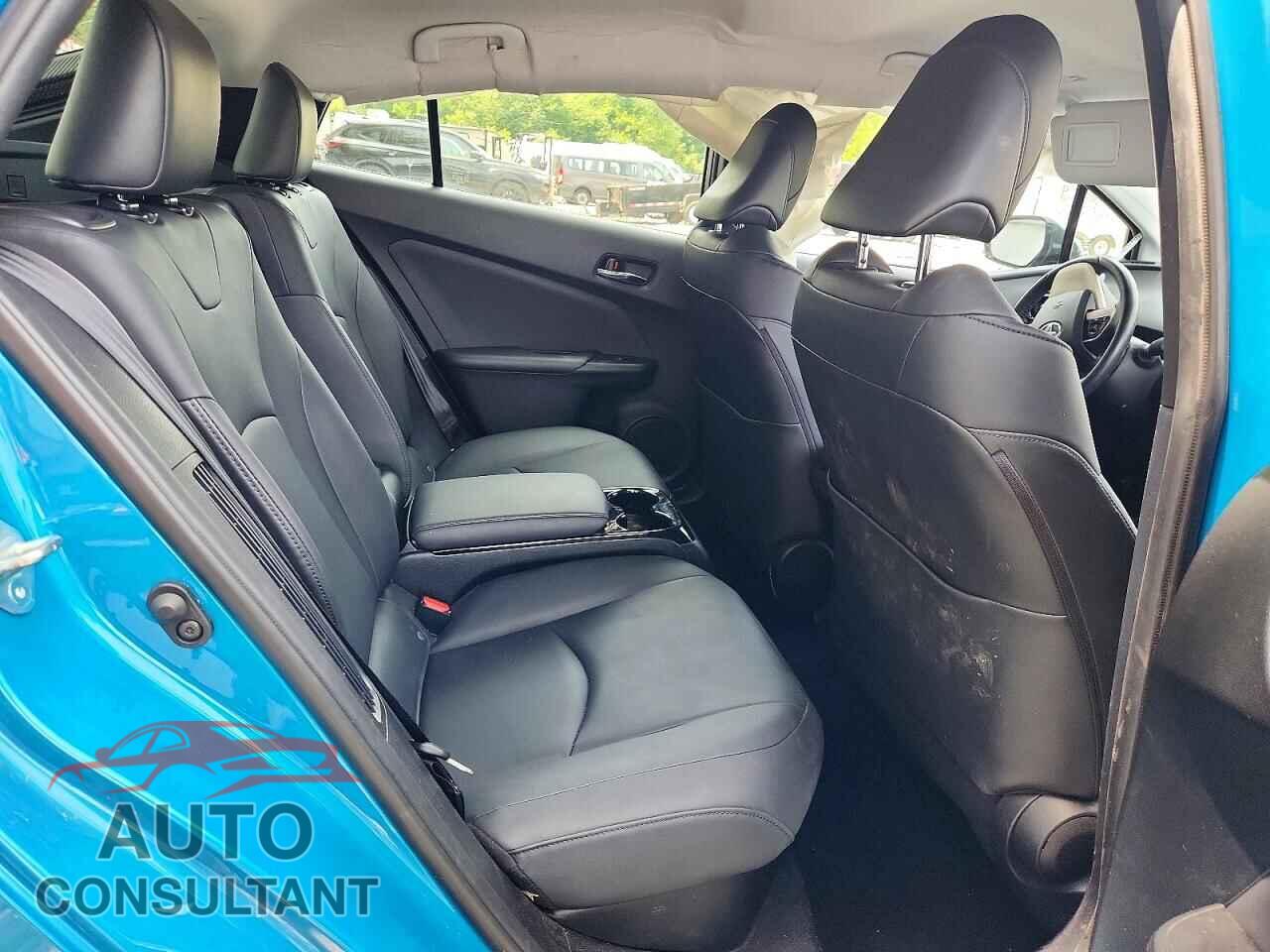 TOYOTA PRIUS 2017 - JTDKARFP4H3019899
