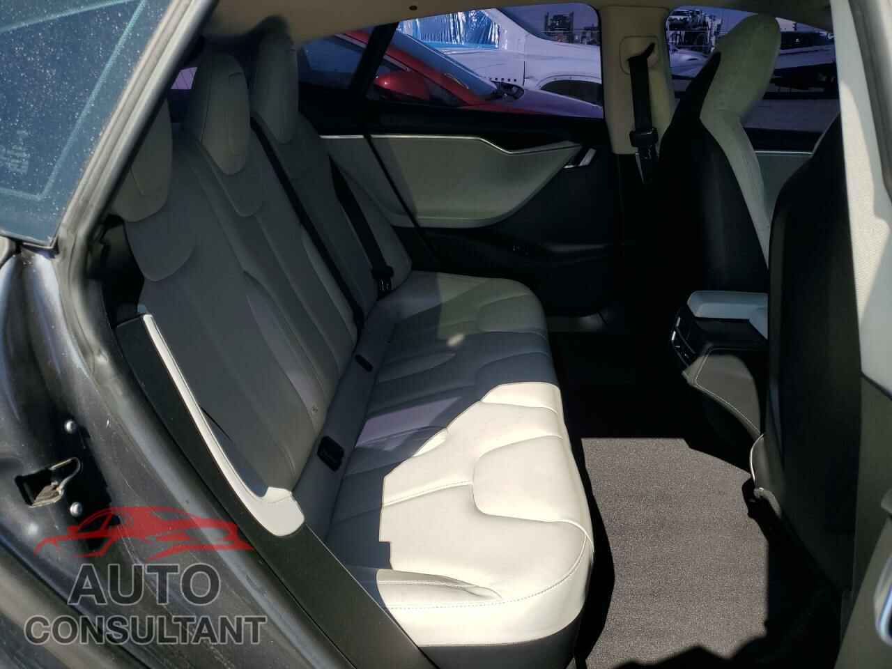 TESLA MODEL S 2014 - 5YJSA1S15EFP60841
