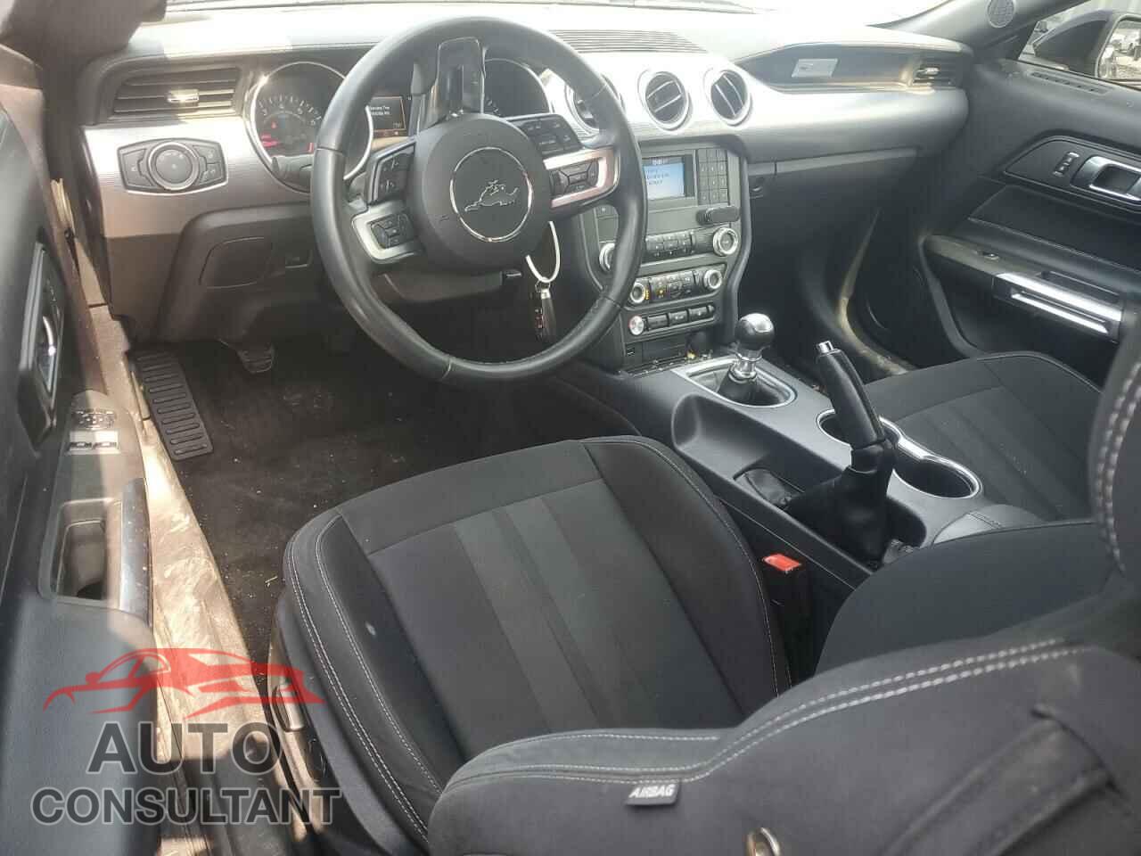 FORD MUSTANG 2019 - 1FA6P8CF3K5111433