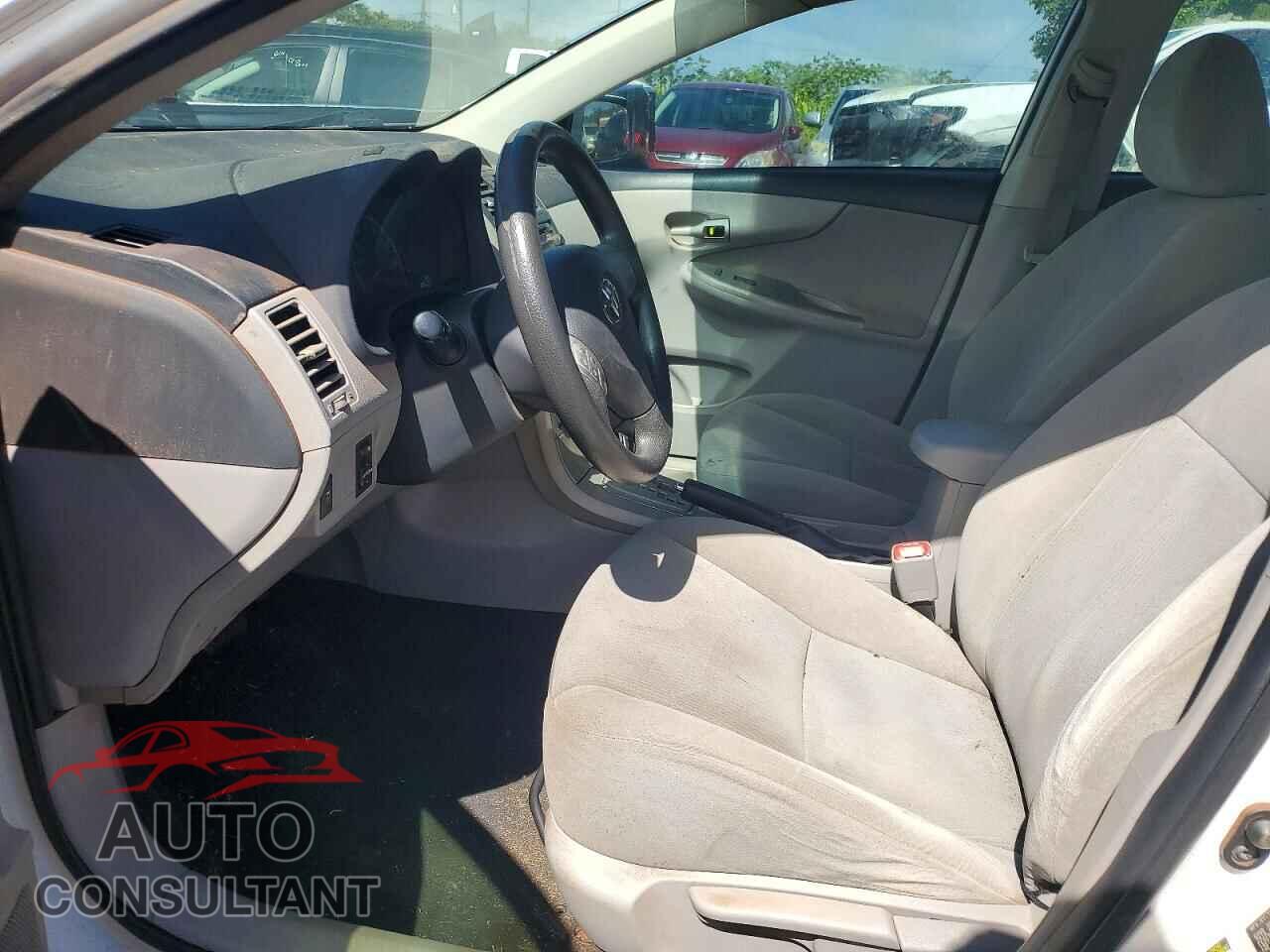 TOYOTA COROLLA 2012 - 2T1BU4EE5CC755552