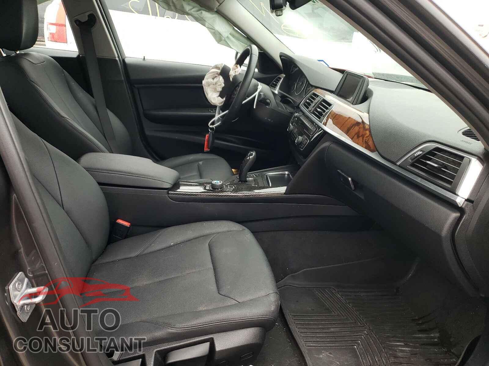 BMW 3 SERIES 2017 - WBA8A9C38HAC99849