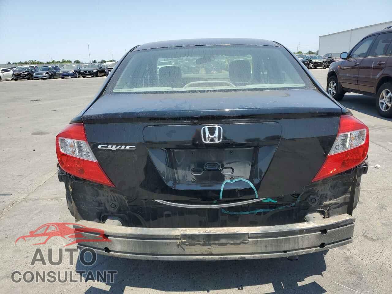 HONDA CIVIC 2012 - 2HGFB2F51CH609960