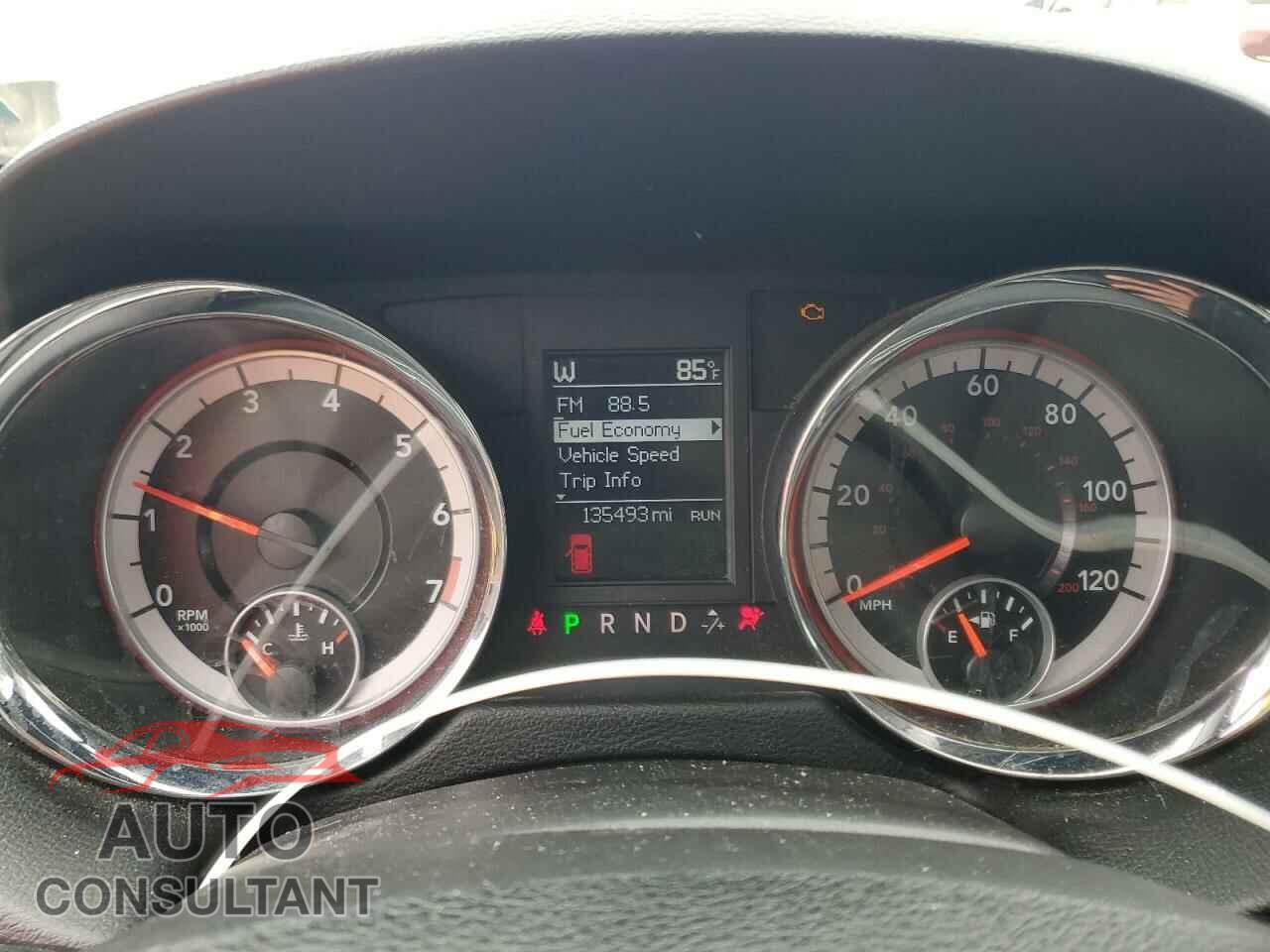 DODGE CARAVAN 2011 - 2D4RN7DG2BR697420
