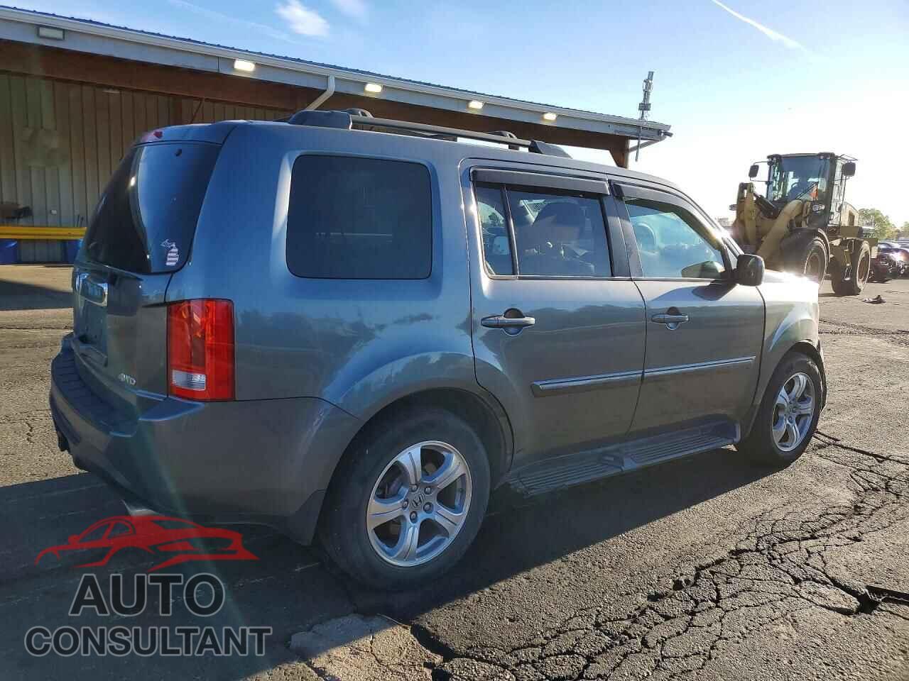 HONDA PILOT 2013 - 5FNYF4H7XDB076746