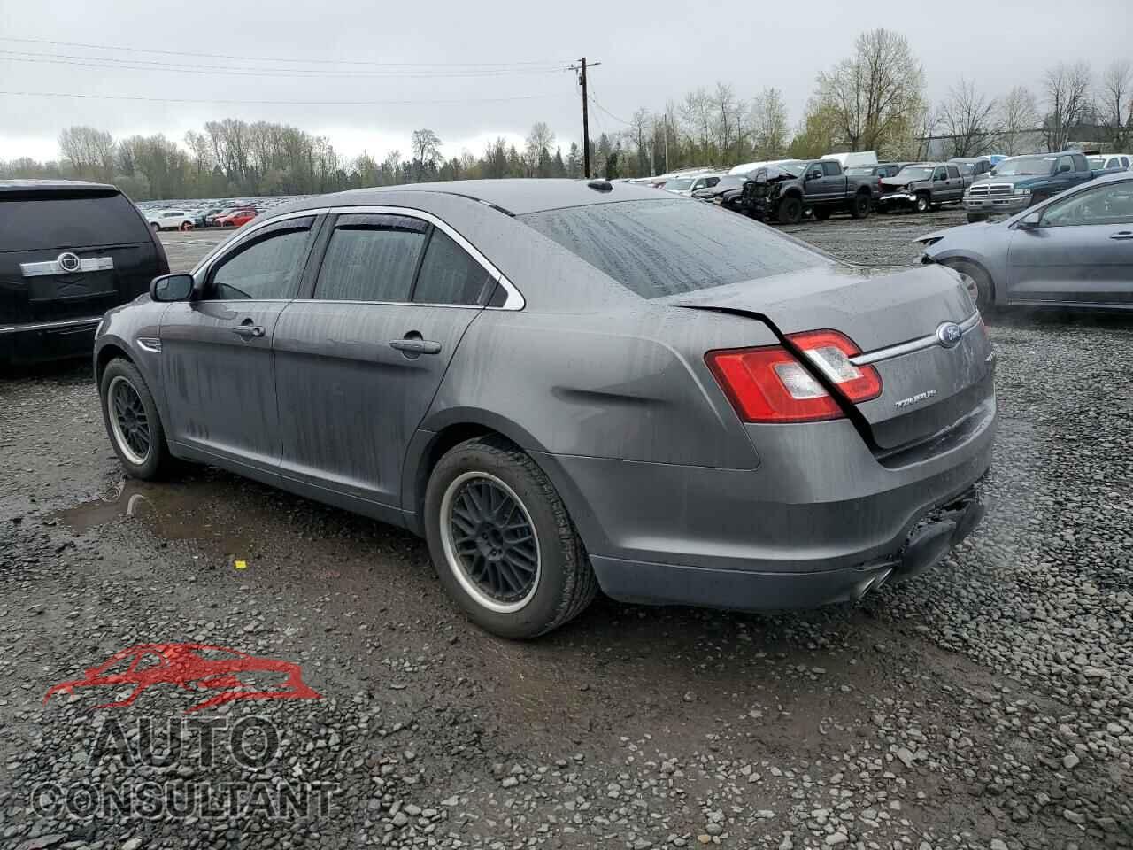 FORD TAURUS 2012 - 1FAHP2HW8CG124425