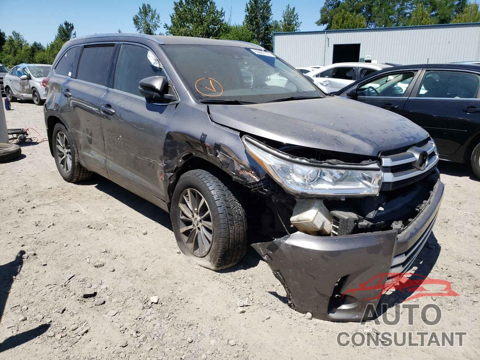 TOYOTA HIGHLANDER 2017 - 5TDJZRFH9HS462304