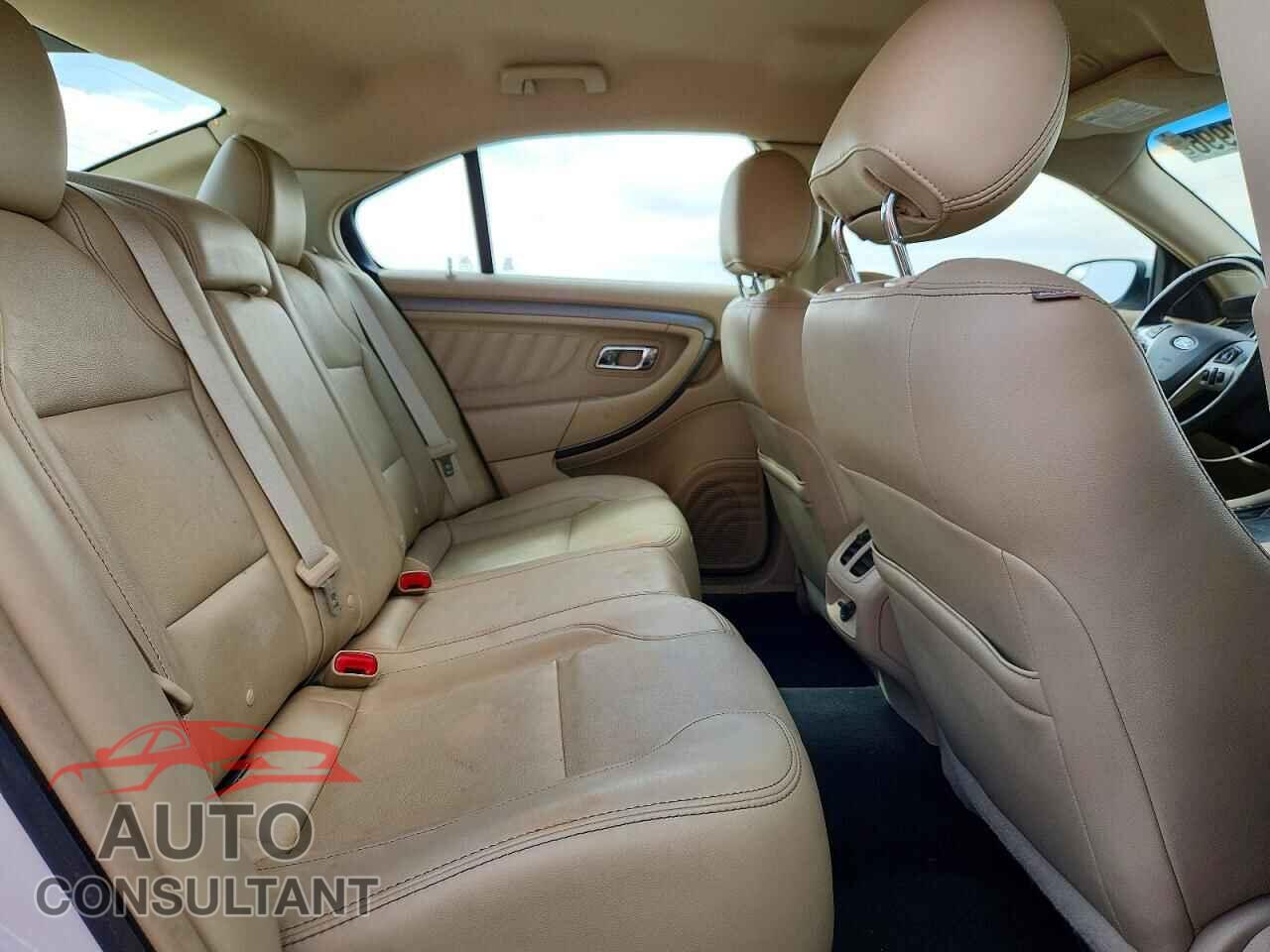 FORD TAURUS 2014 - 1FAHP2E88EG157742