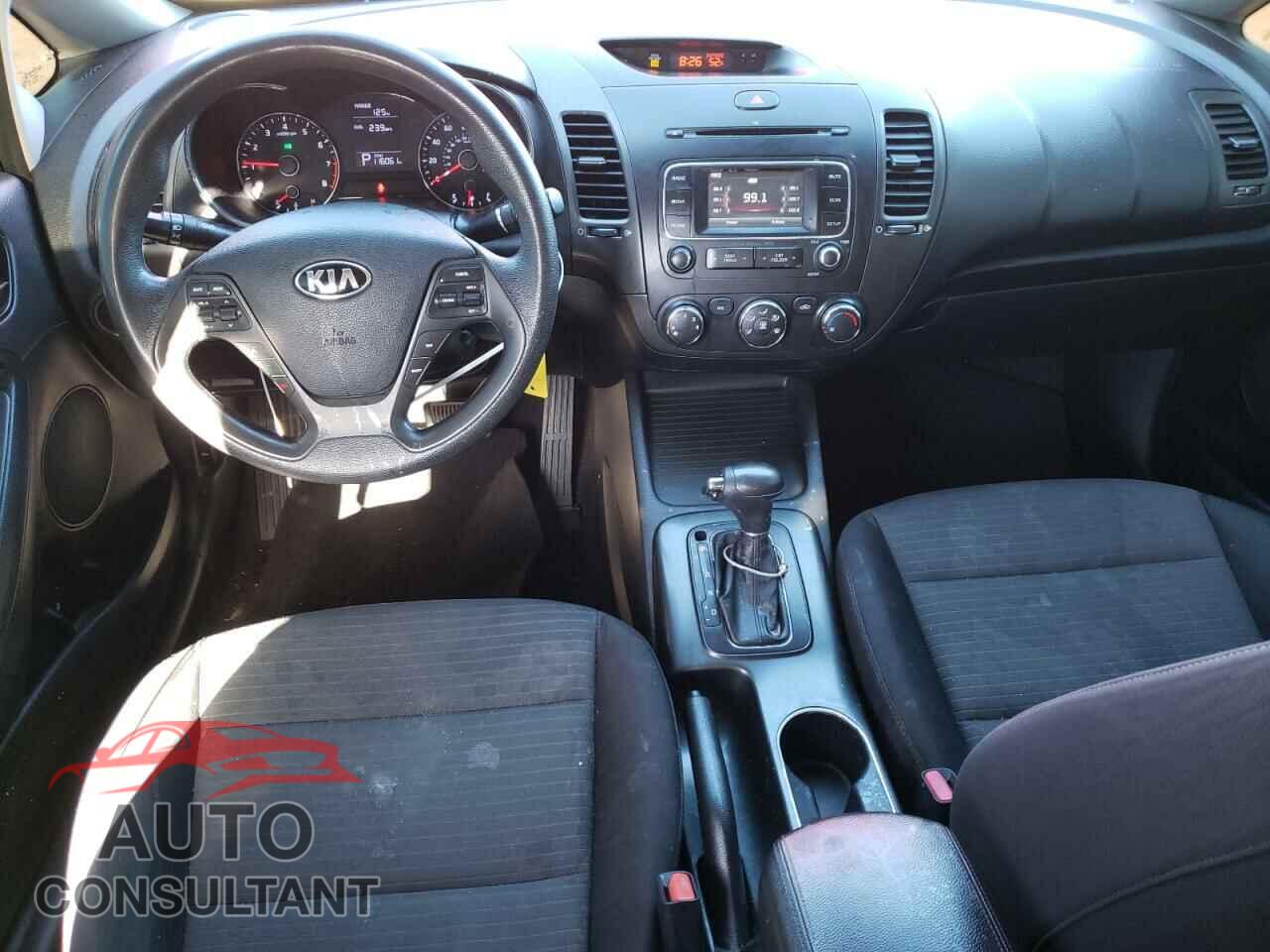 KIA FORTE 2016 - KNAFX4A68G5598364
