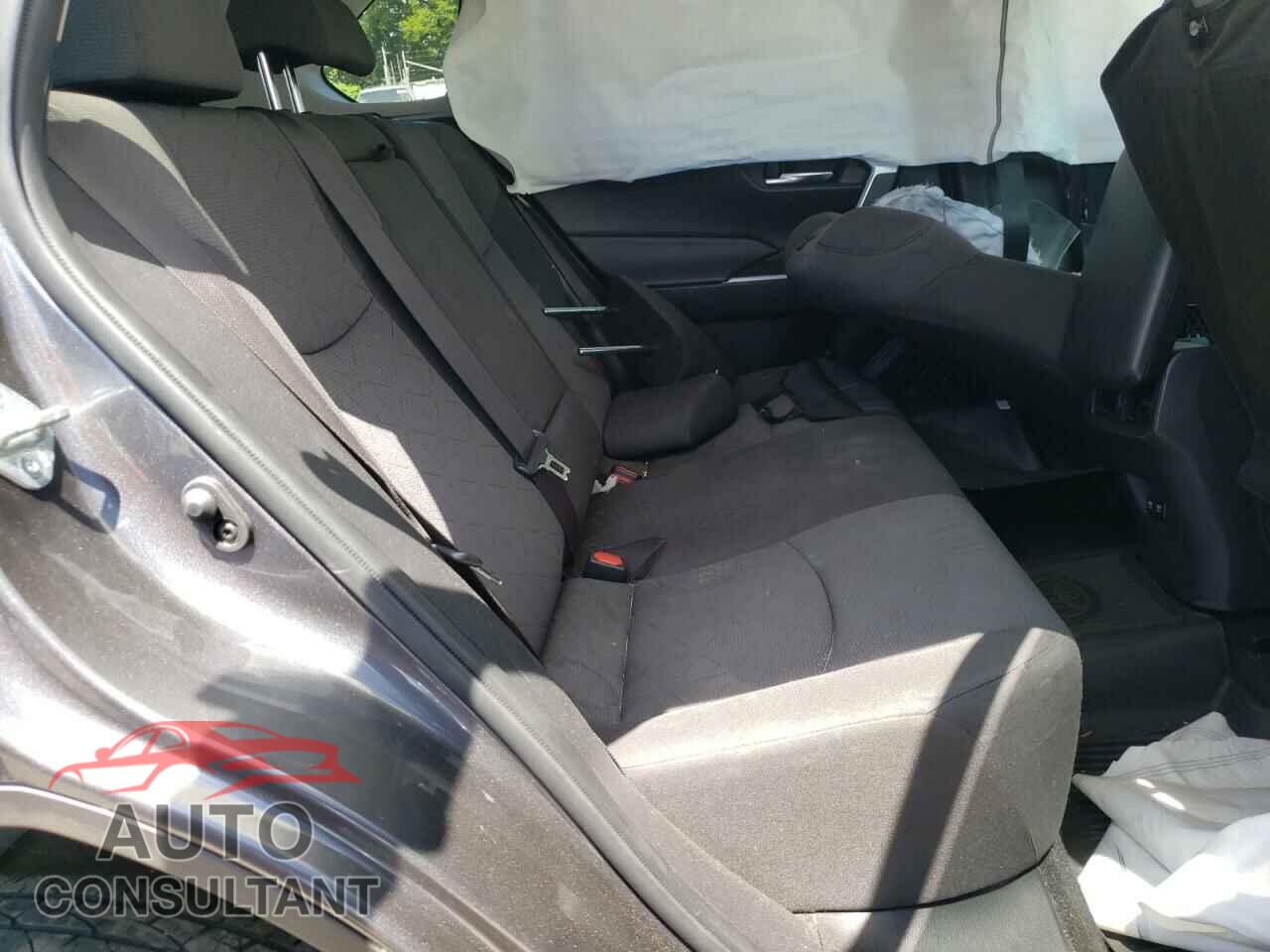 TOYOTA RAV4 2019 - JTMP1RFV2KD045102