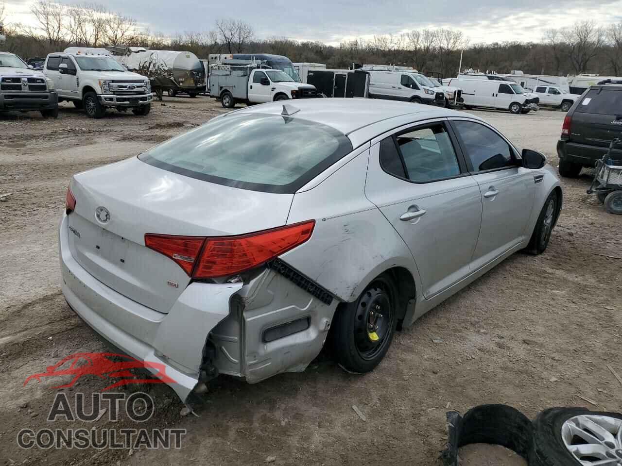 KIA OPTIMA 2011 - KNAGM4A76B5171344