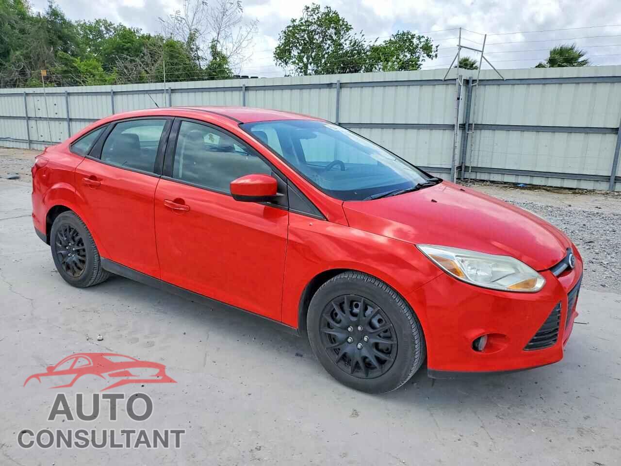 FORD FOCUS 2012 - 1FAHP3F22CL183564