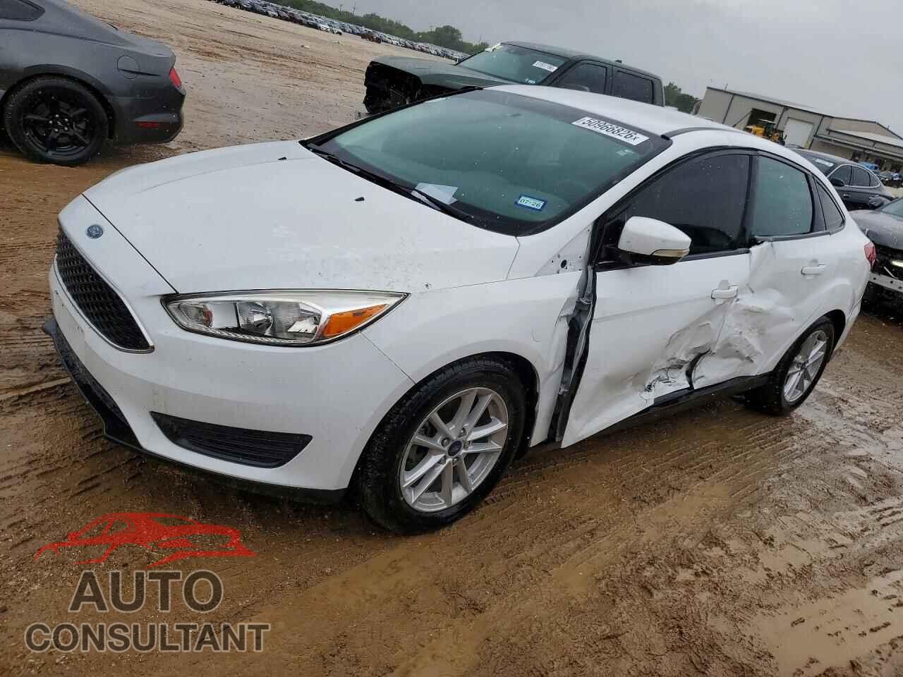 FORD FOCUS 2017 - 1FADP3F27HL300674