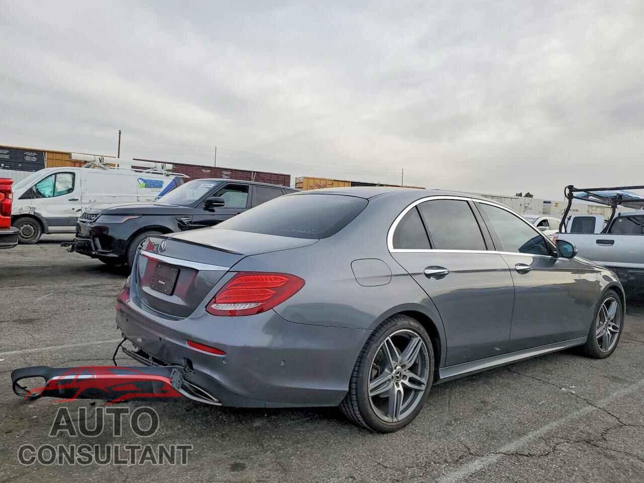 MERCEDES-BENZ E-CLASS 2018 - WDDZF4JB5JA453822