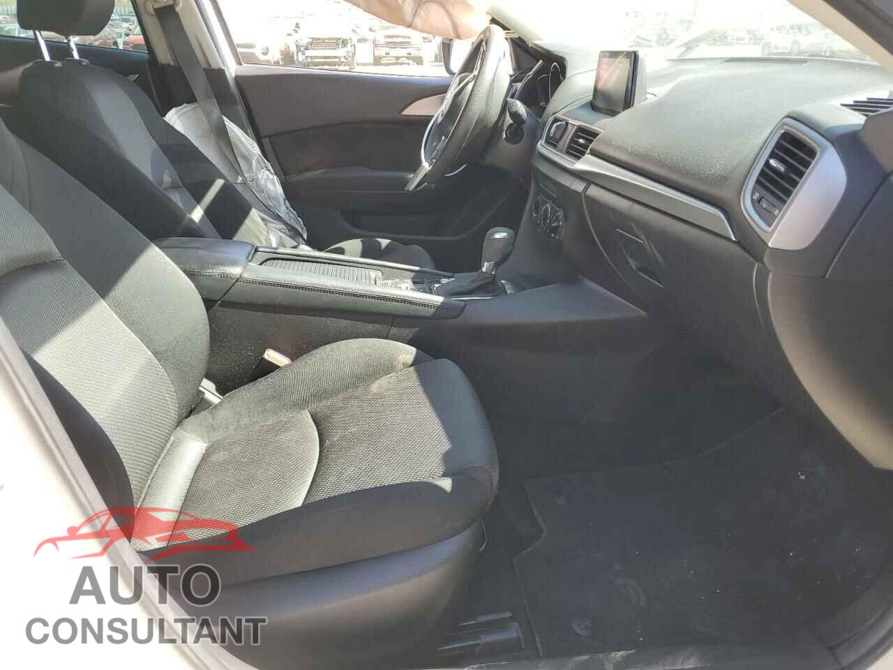 MAZDA 3 2017 - 3MZBN1U77HM107818