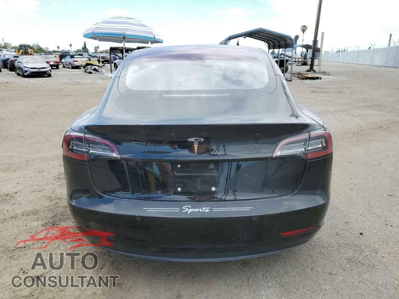 TESLA MODEL 3 2018 - 5YJ3E1EA1JF025448